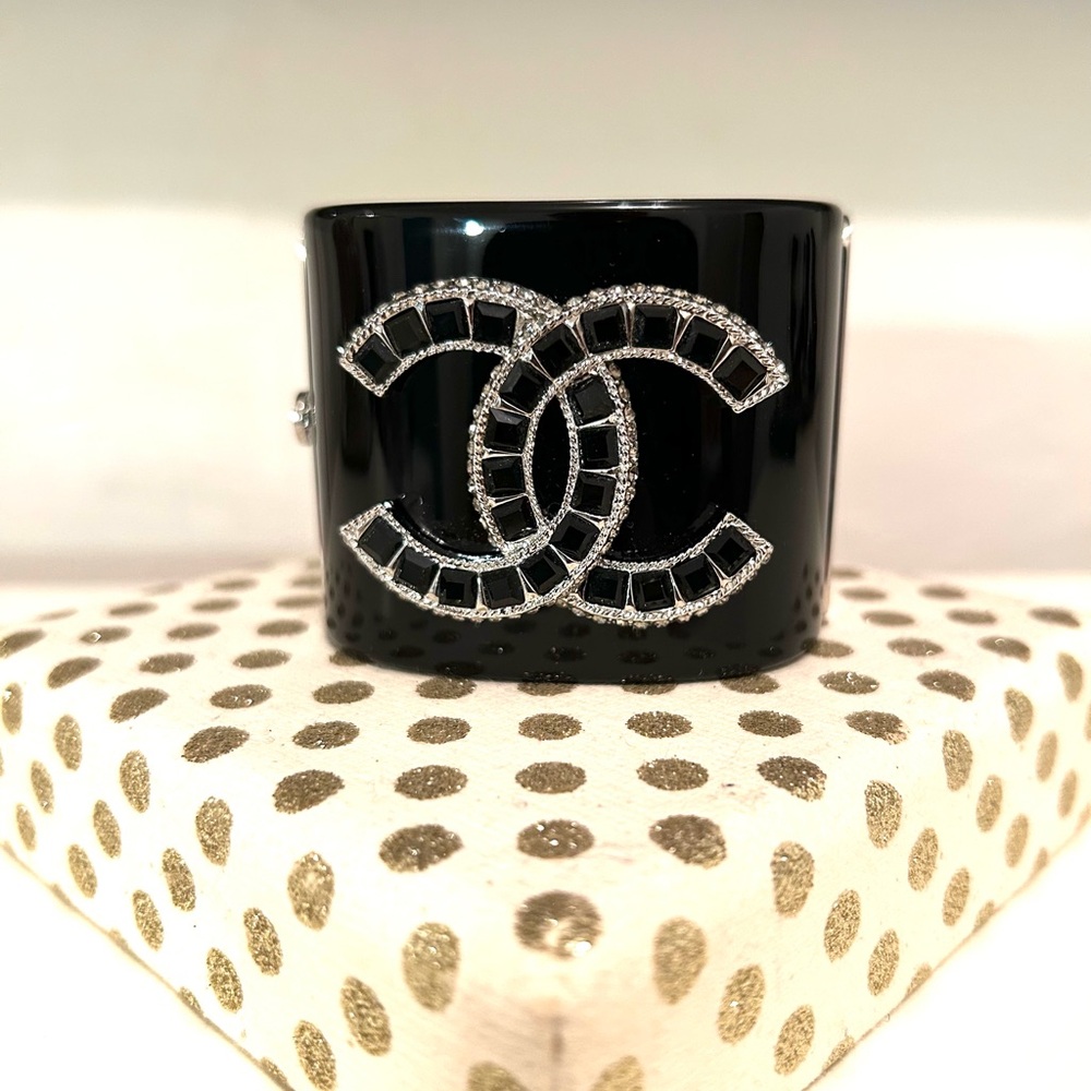 CHANEL bracelet